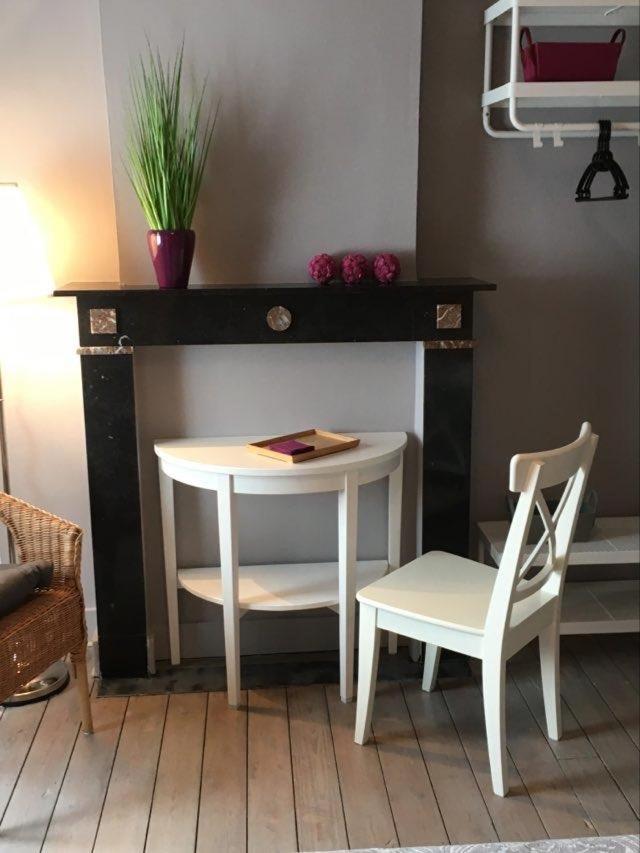 De Gelaarsde Kat Bed & Breakfast อีปส์ ภายนอก รูปภาพ